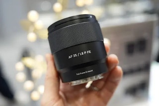 3月下旬発売 Samyang AF 35mm f/1.8 P FEの予約開始日・発売日・価格